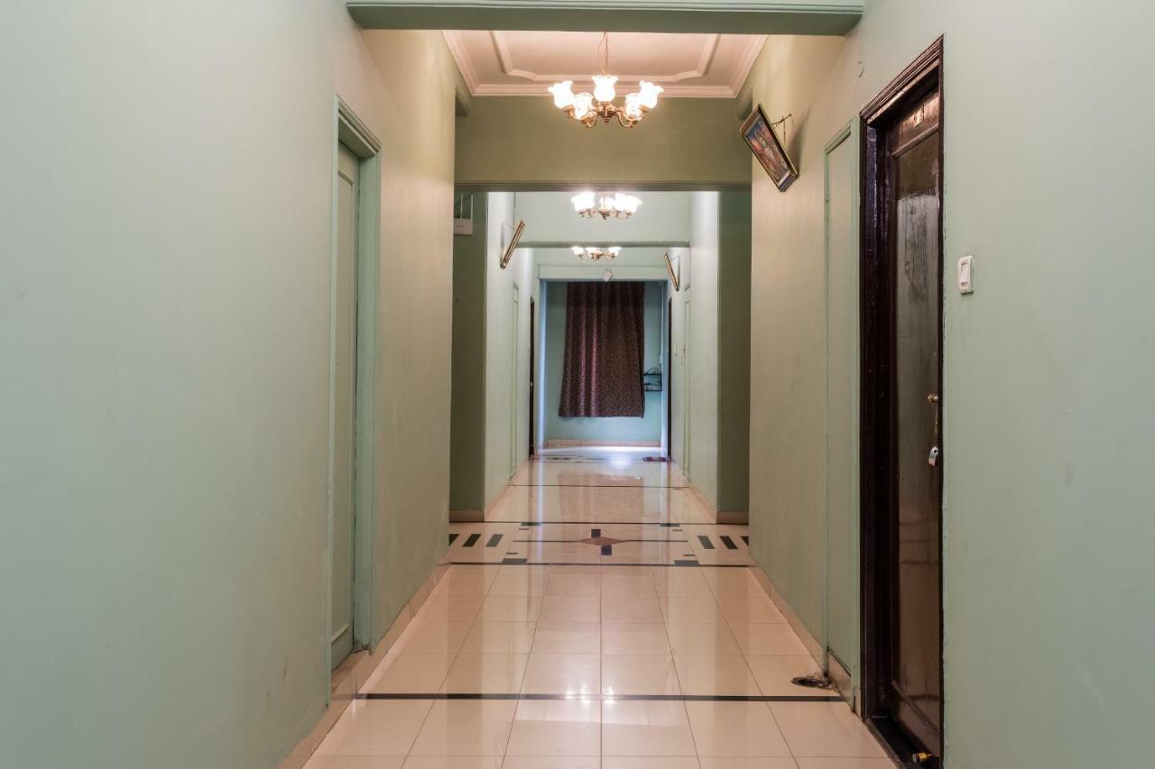 Oyo 38142 Girdhar Mahal Hotel Indore Exterior photo